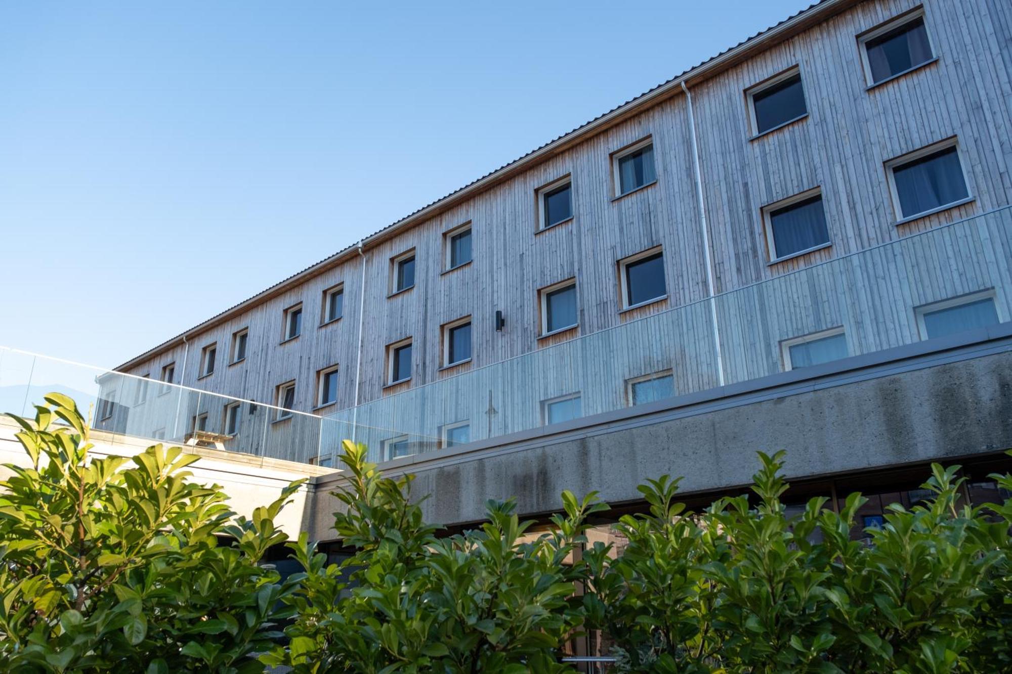 Folkehogskule Sommarhotell Leirvik Stord